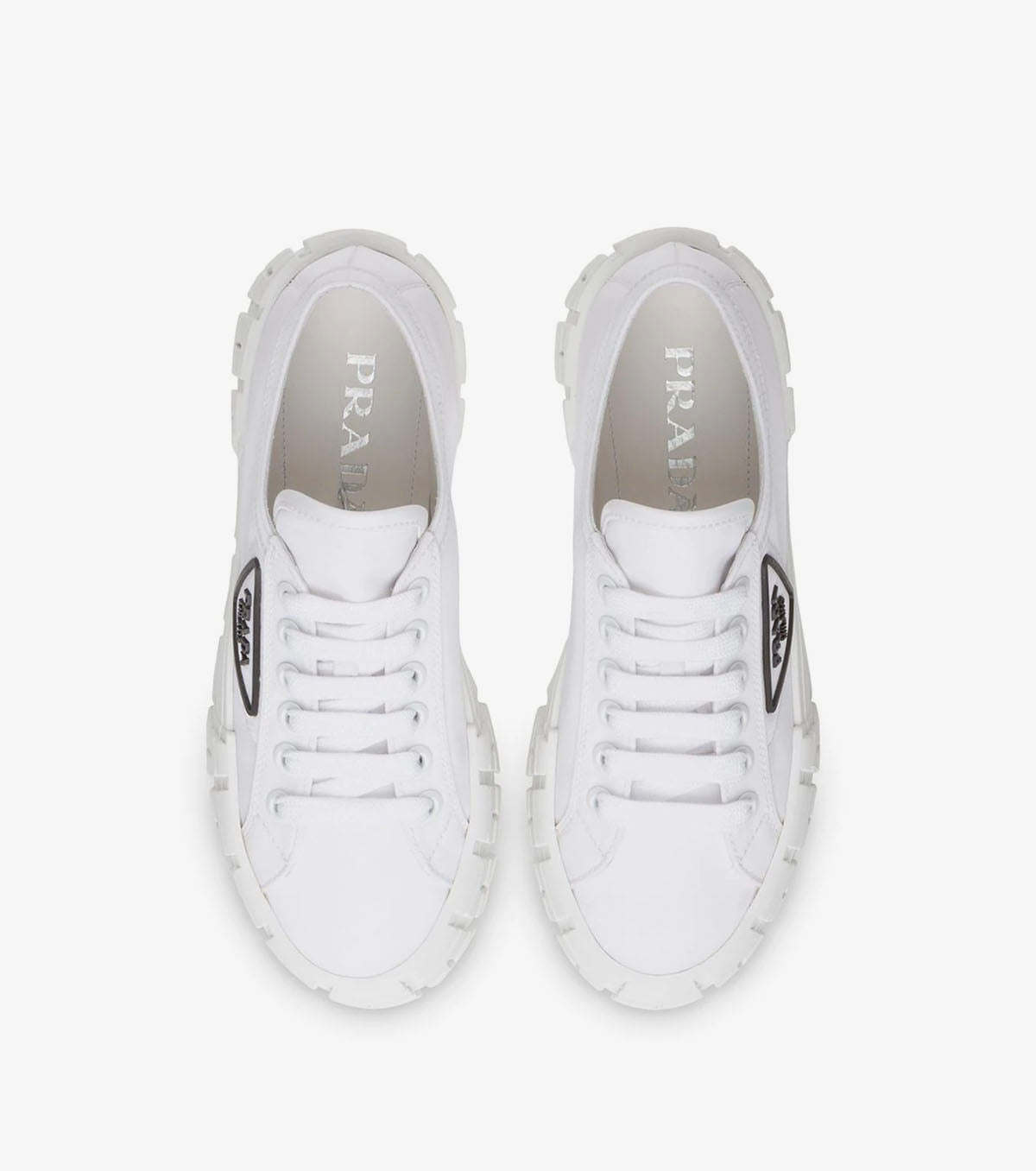 ( W ) triangular logo plaque - SNKRBASE