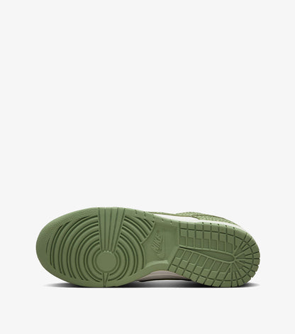 Dunk Low Safari WMNS “Oil Green”