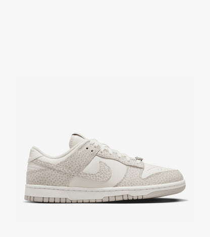 Dunk Low Safari WMNS “Phantom”