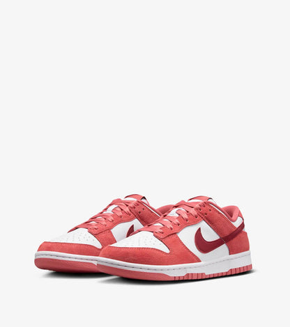 Dunk Low “Dragon Red”