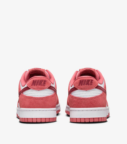 Dunk Low “Dragon Red”