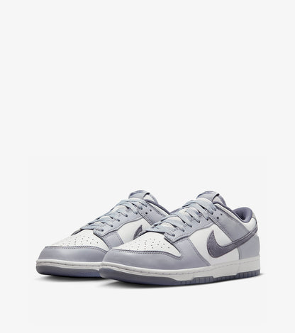 Dunk Low “Light Carbon”